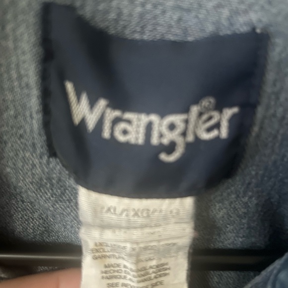 Wrangler Blue Denim Casual Button Down Shirt - Picture 3 of 5